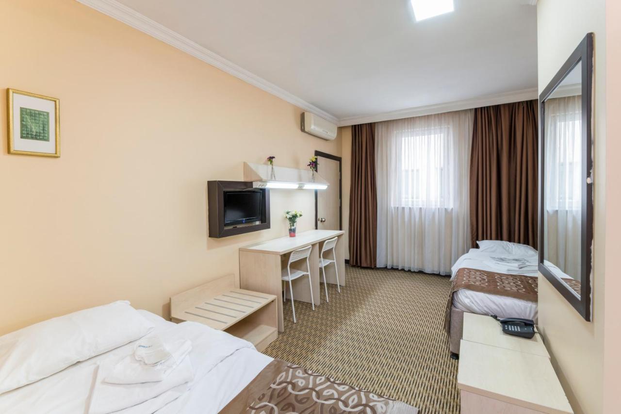 My Dome Economy Hotel อิสตันบูล ภายนอก รูปภาพ