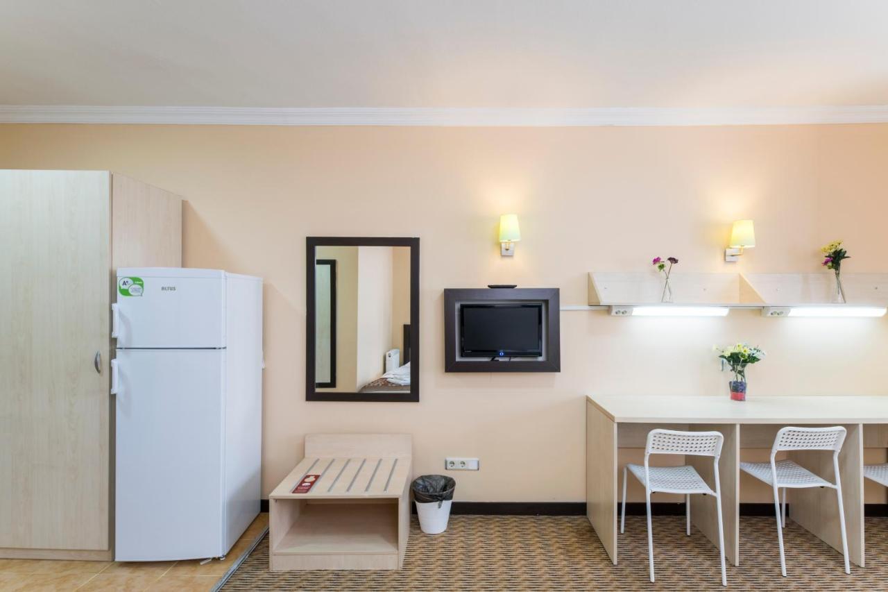 My Dome Economy Hotel อิสตันบูล ภายนอก รูปภาพ