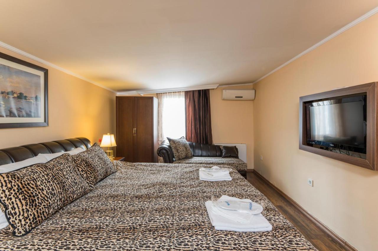 My Dome Economy Hotel อิสตันบูล ภายนอก รูปภาพ