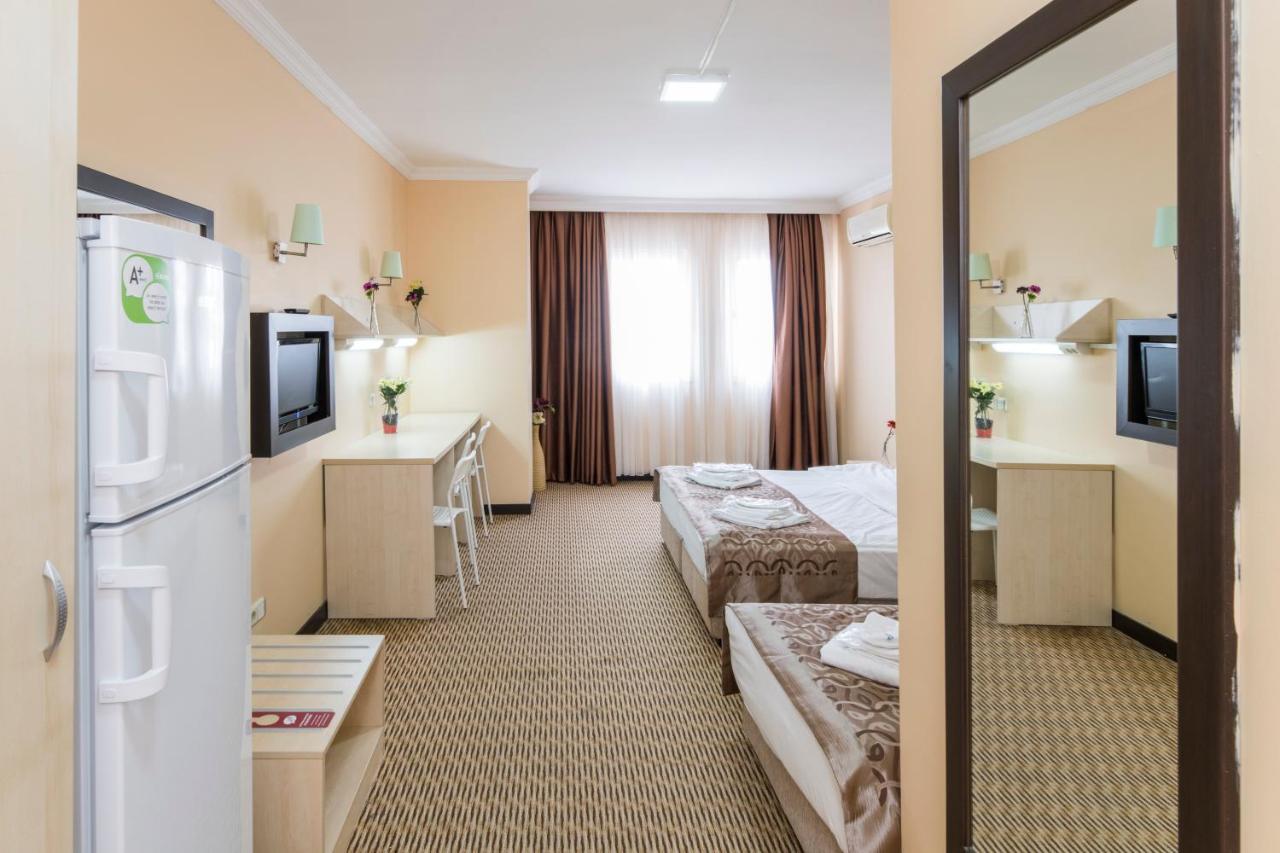 My Dome Economy Hotel อิสตันบูล ภายนอก รูปภาพ